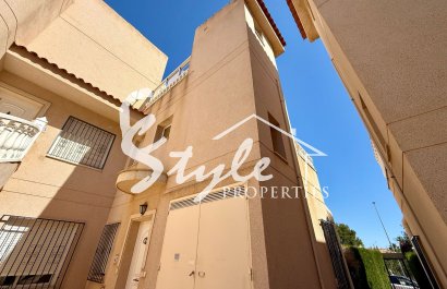 Resale - Townhouse - Orihuela-Costa - Playa Flamenca