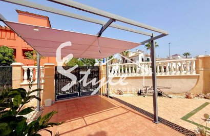 Resale - Apartament  - Orihuela-Costa - Villamartin