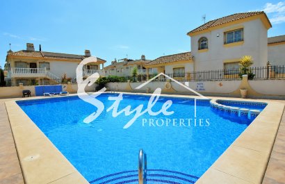 Resale - Apartament  - Orihuela-Costa - Villamartin