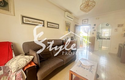 Reventa - Apartamento - Torrevieja - Aguas Nuevas