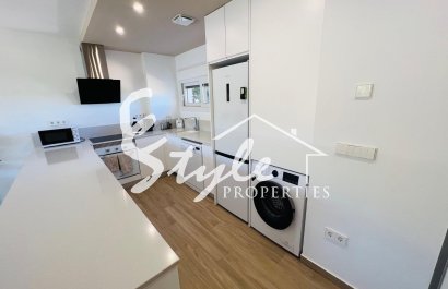 Resale - Apartament  - Entre Naranjos - Entre Naranjos - Vistabella Golf