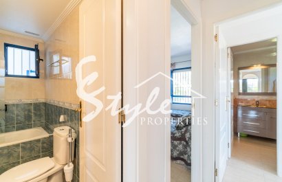 Resale - Apartament  - Orihuela-Costa - Altos de Campoamor