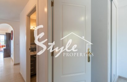 Resale - Apartament  - Orihuela-Costa - Altos de Campoamor