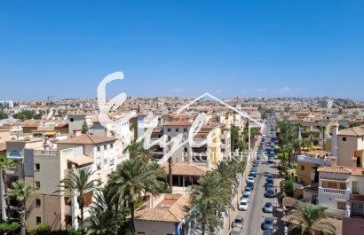 Resale - Apartament  - Torrevieja - Playa de los Locos