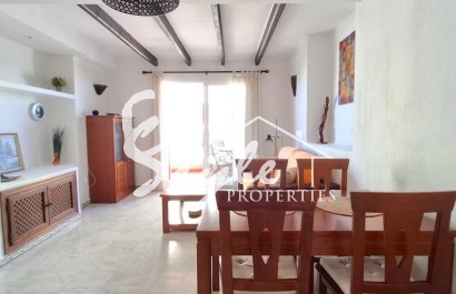 Resale - Apartament  - Torrevieja - Playa de los Locos