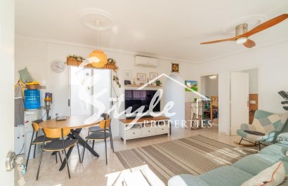Resale - Villa - Orihuela-Costa - Punta Prima