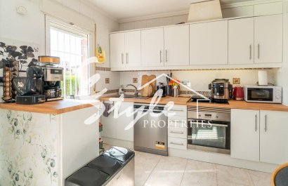 Resale - Villa - Orihuela-Costa - Punta Prima