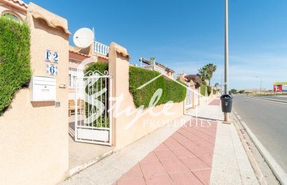 Resale - Villa - Orihuela-Costa - Punta Prima