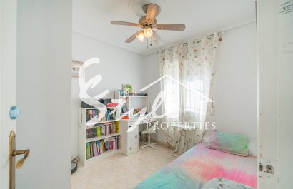 Resale - Villa - Orihuela-Costa - Punta Prima