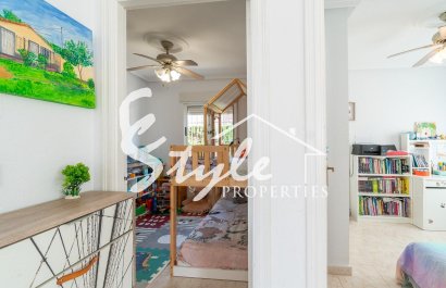 Resale - Villa - Orihuela-Costa - Punta Prima