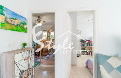 Resale - Villa - Orihuela-Costa - Punta Prima