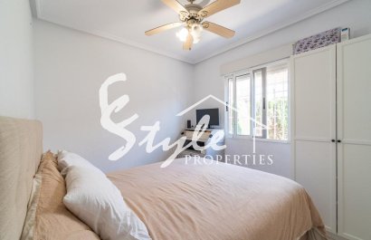 Resale - Villa - Orihuela-Costa - Punta Prima