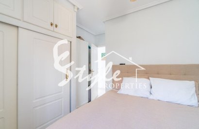 Resale - Villa - Orihuela-Costa - Punta Prima