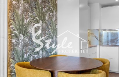 Resale - Apartament  - Torrevieja - Punta Prima