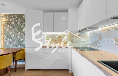 Resale - Apartament  - Torrevieja - Punta Prima