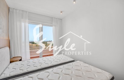 Resale - Apartament  - Torrevieja - Punta Prima