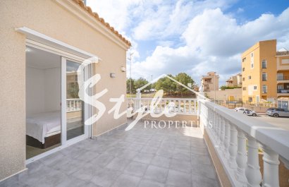 Resale - Villa - Orihuela-Costa - Pau 26