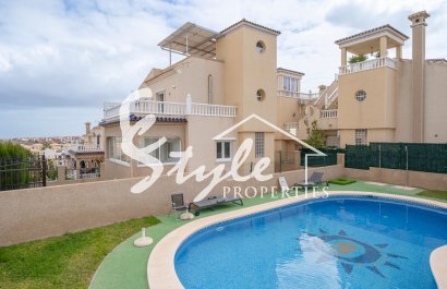 Resale - Villa - Orihuela-Costa - Pau 26