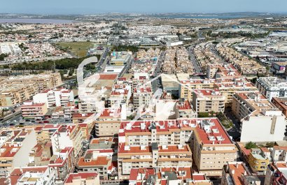 Resale - Apartament  - Torrevieja - El Molino