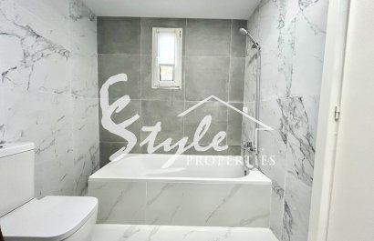 Reventa - Chalet pareado - Orihuela-Costa - Villamartin