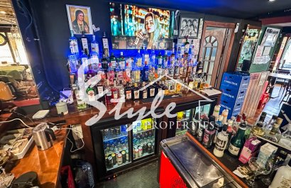 Reventa - Local comercial - Torrevieja - Playa del Cura