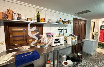 Reventa - Local comercial - Torrevieja - Playa del Cura