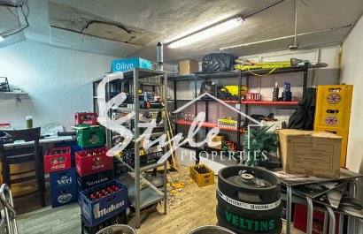 Reventa - Local comercial - Torrevieja - Playa del Cura