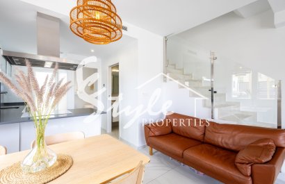 Resale - Townhouse - Los Balcones