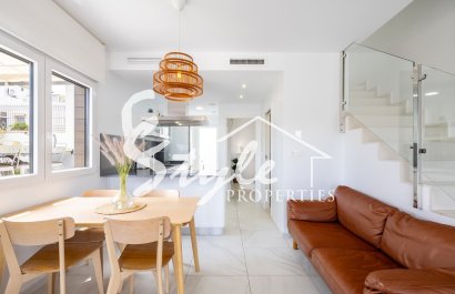 Resale - Townhouse - Los Balcones