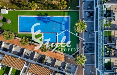 Resale - Townhouse - Los Balcones