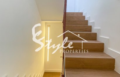 Resale - Townhouse - Torrevieja - Nueva Torrevieja - Aguas Nuevas