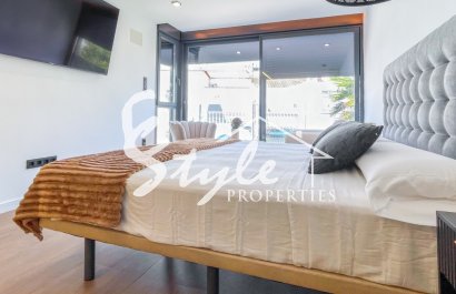 Resale - Townhouse - Torrevieja - Nueva Torrevieja - Aguas Nuevas