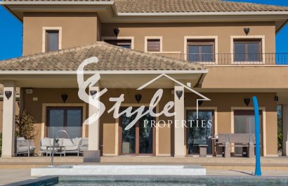 Resale - Villa - Alicante - Torremendo
