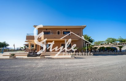 Resale - Villa - Alicante - Torremendo