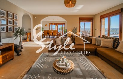 Resale - Villa - Alicante - Torremendo