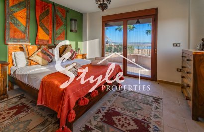 Resale - Villa - Alicante - Torremendo
