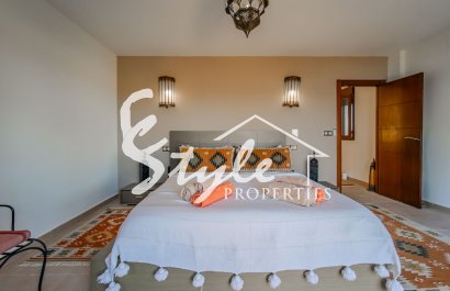 Resale - Villa - Alicante - Torremendo