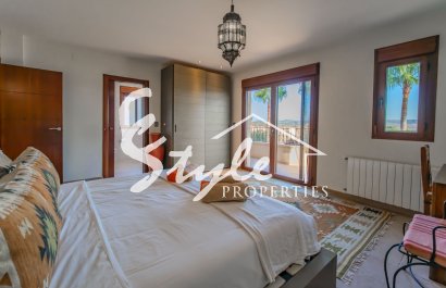 Resale - Villa - Alicante - Torremendo