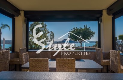 Resale - Villa - Alicante - Torremendo