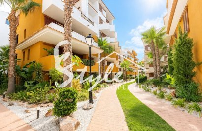 Resale - Apartament  - Punta Prima
