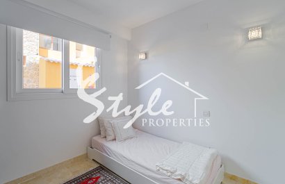 Resale - Apartament  - Punta Prima