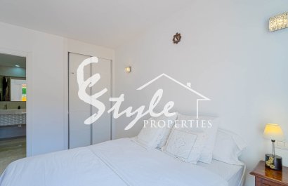 Resale - Apartament  - Punta Prima