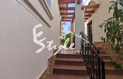 Вторичное жилье - Смежный дом - Algorfa - La Finca Golf Resort