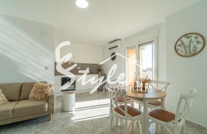 Resale - Apartament  - Torrevieja - La Mata