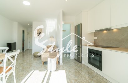 Resale - Apartament  - Torrevieja - La Mata