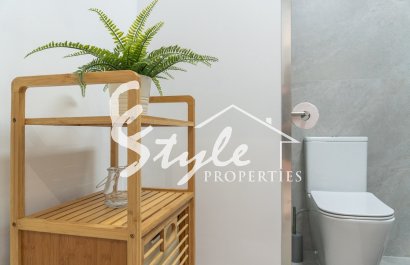 Resale - Apartament  - Torrevieja - La Mata