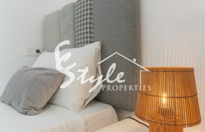 Resale - Apartament  - Torrevieja - La Mata
