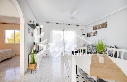 Resale - Apartament  - Torrevieja - La Mata