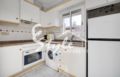 Resale - Apartament  - Torrevieja - La Mata
