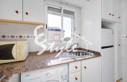 Resale - Apartament  - Torrevieja - La Mata